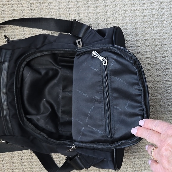 Security Backpack - Picture 6 of 9